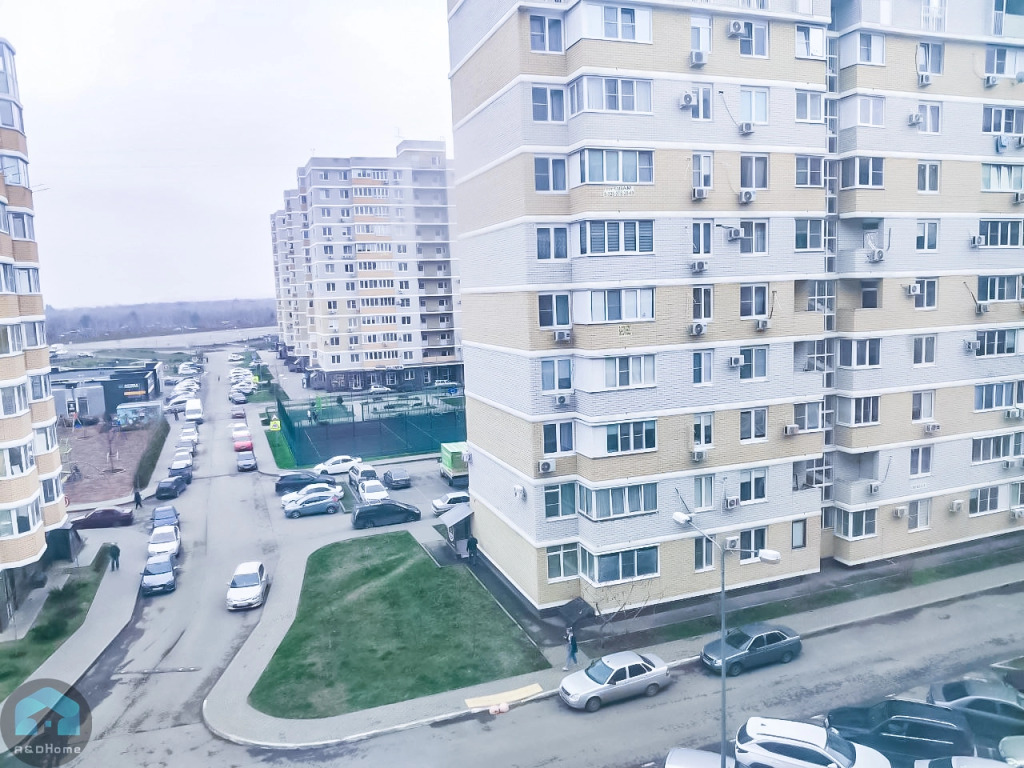 Апартаменты На Красных Партизан 1