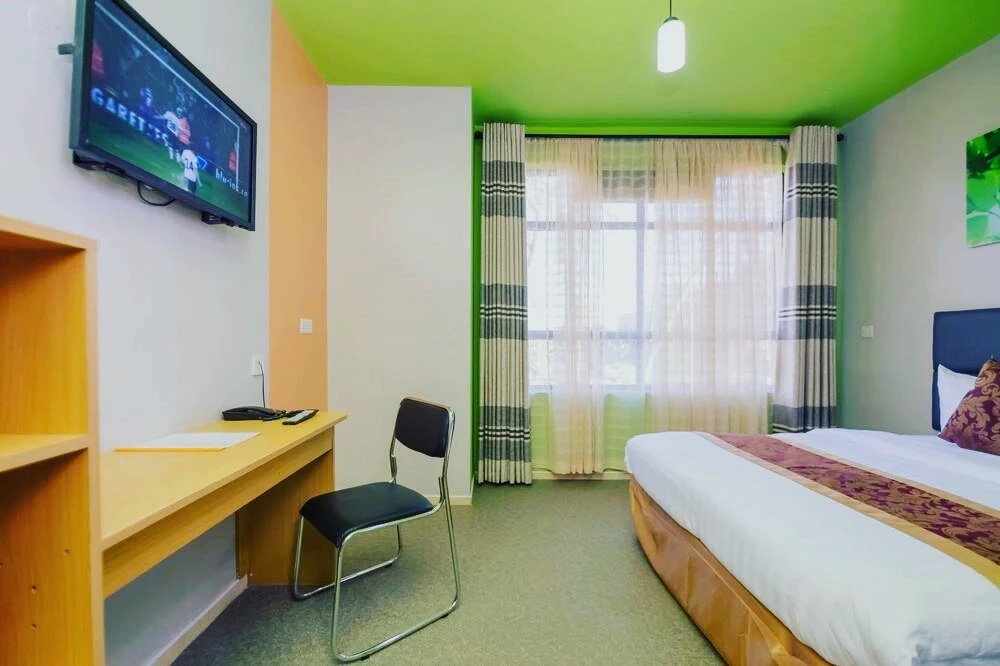 Maple Inn Hotel