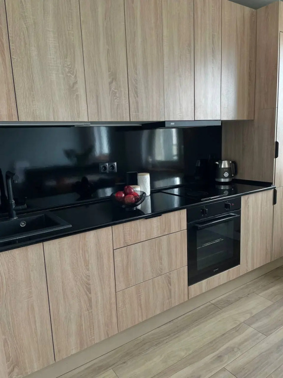 Квартира White Lodging