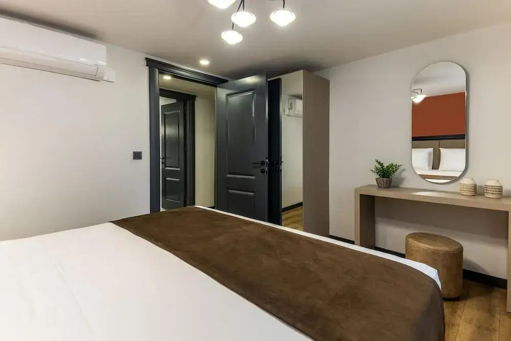 Отель BayMari Suites City Life