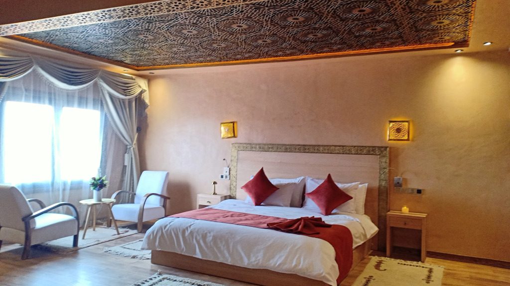 Кемпинг Yakout Merzoga Luxury Camp