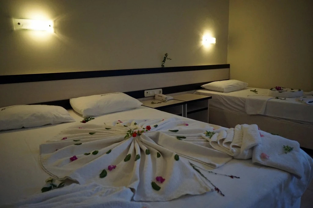 Отель Aybel Inn