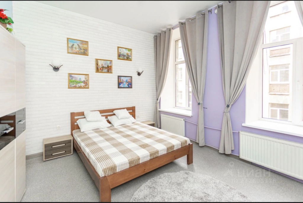 V Samom Tsentre Spb Flat