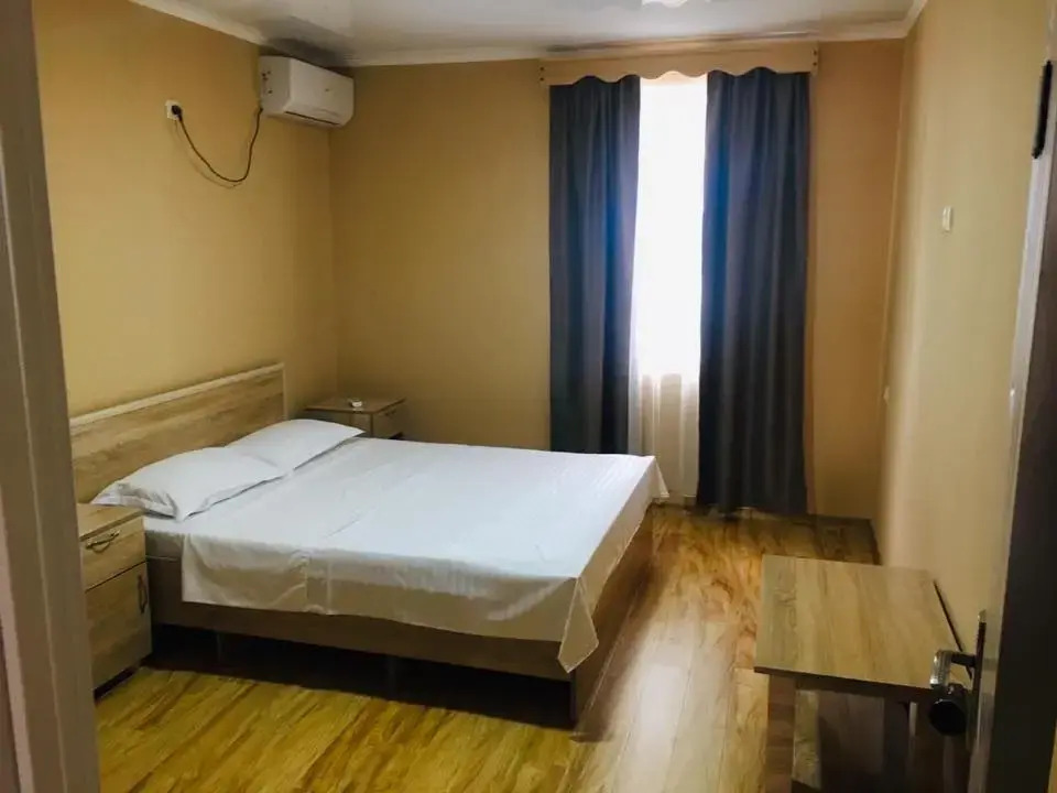 Ippa S Plaza Hotel
