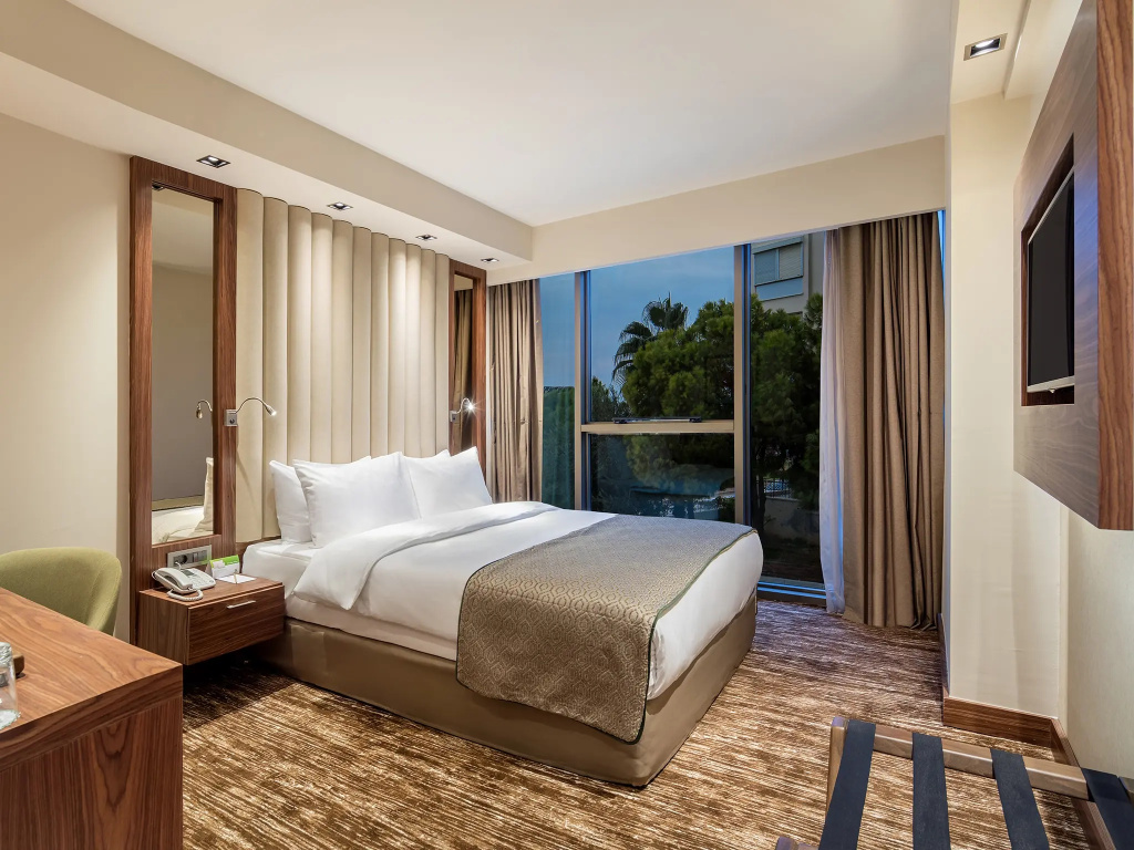 Holiday Inn Antalya - Lara by IHG