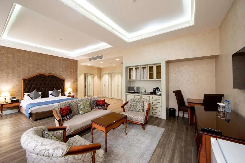 Sapphire Inn Hotel
