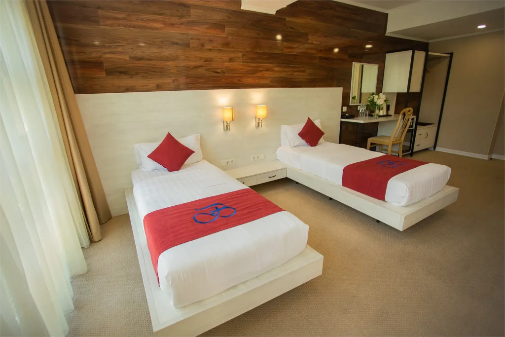 Отель B Hotel Bishkek