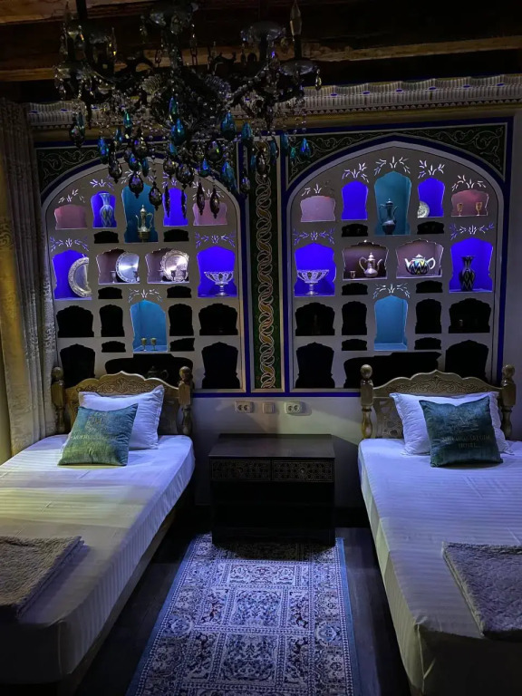Mukhlisabegim Hotel