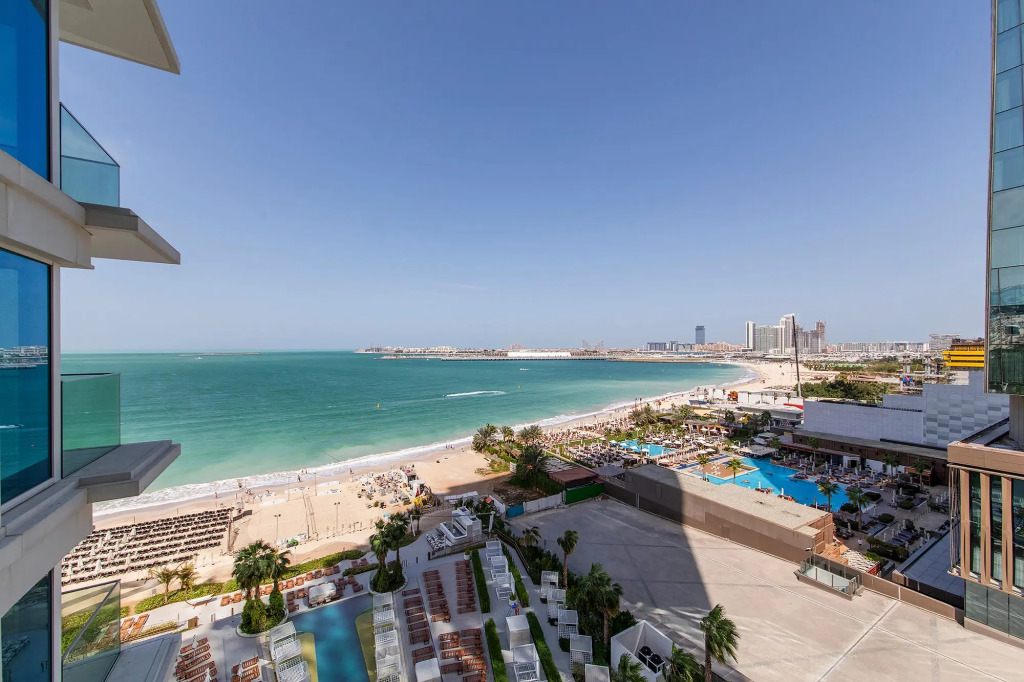 Апартаменты Elite 2BR at La Vie with beautiful sea view