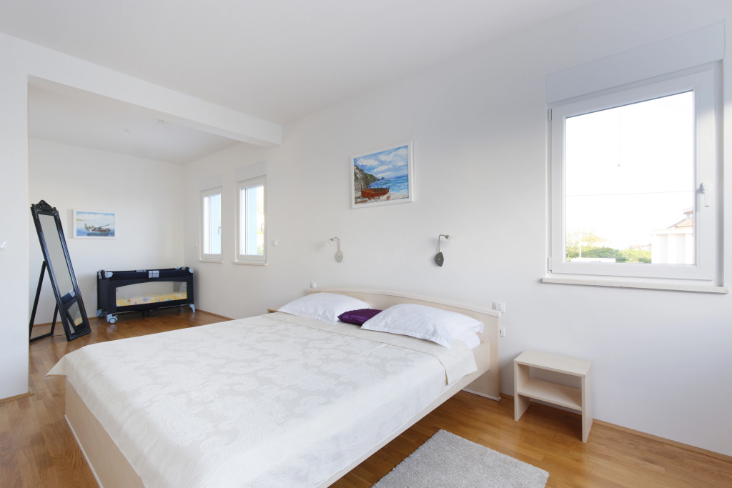 Villa Mermaid - Heated Pool, Sea Views & Beach 120m I Split Riviera