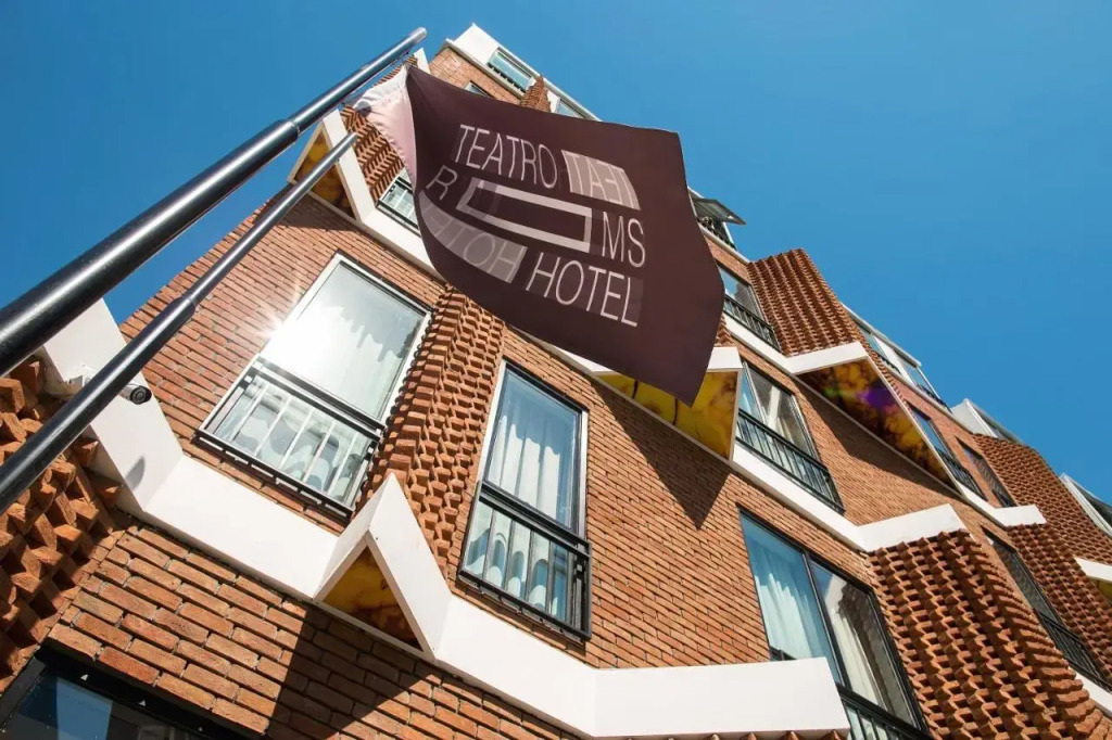 Отель Teatro Rooms
