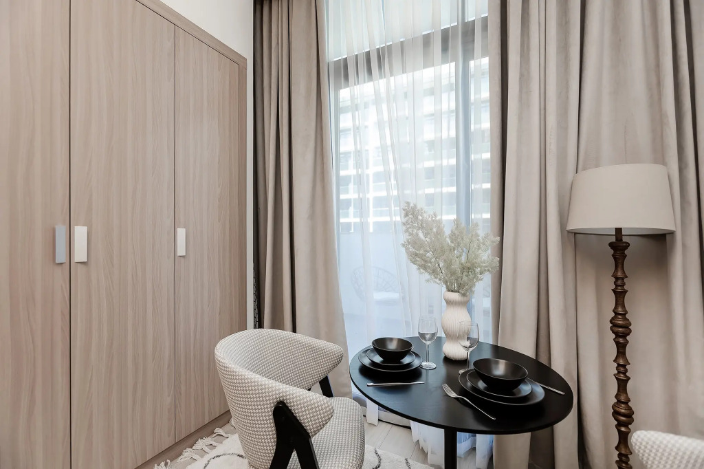 Апартаменты Modern studio in Azizi Riviera