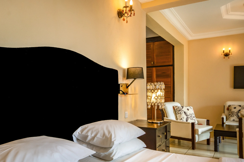 The Country Lodge Hotel