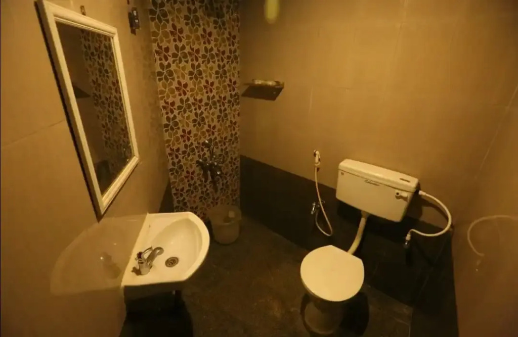 Le Apex Guest House