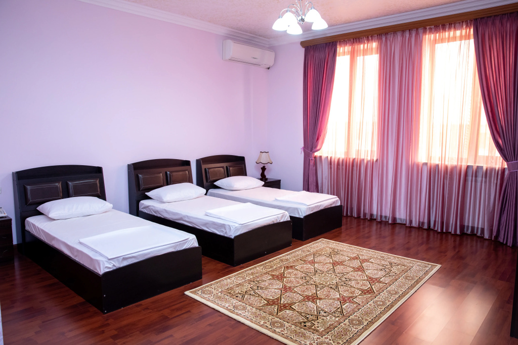 La Defense Hotel Yerevan