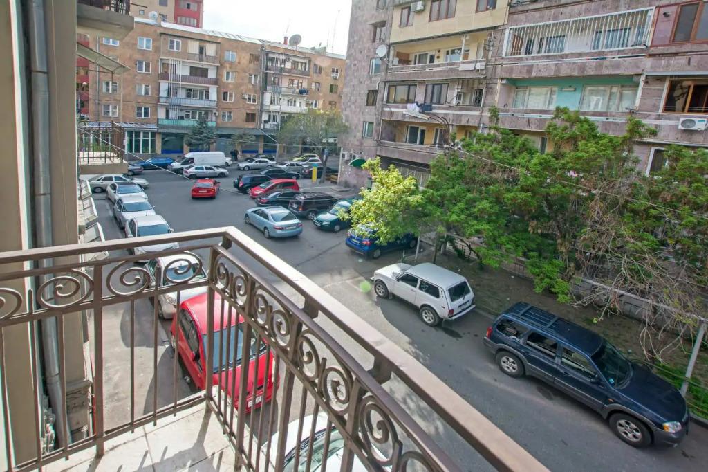 Апартаменты RentInnYerevan, Vardanants Street 7