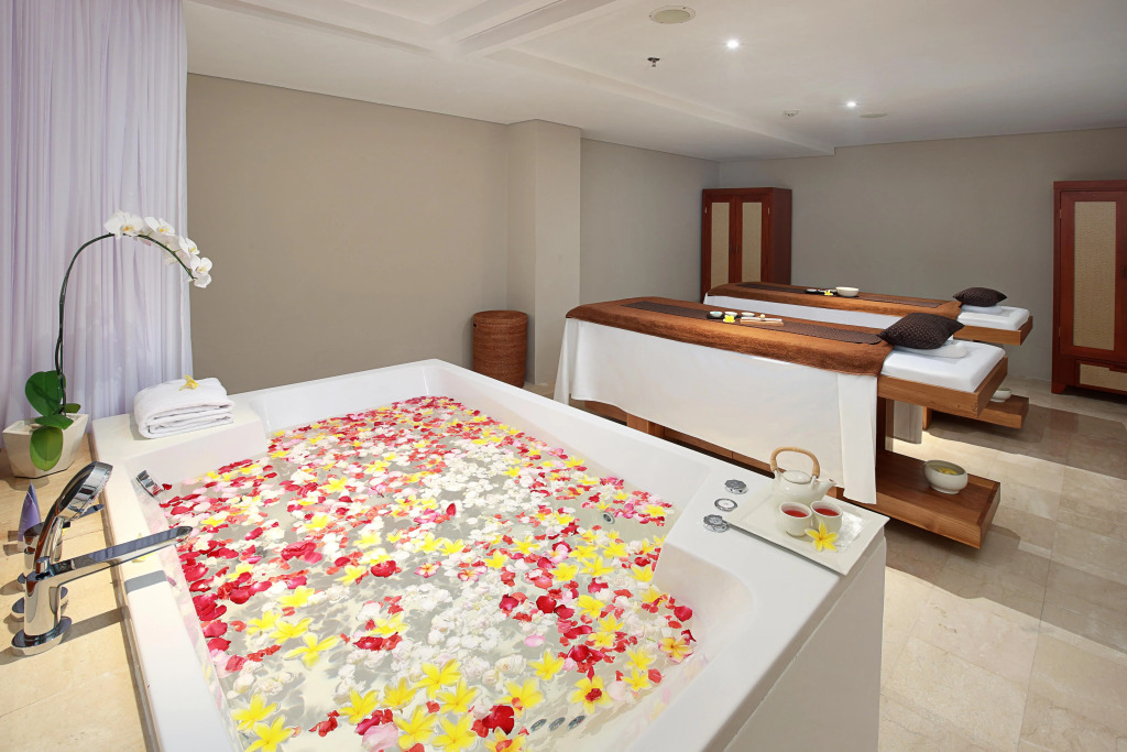 The Bandha Hotel & Suites