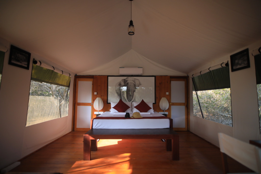 Topan Yala – Luxury Tented Safari