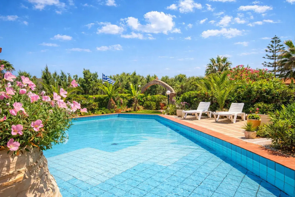Апарт-отель Stavros Villas and Apartments