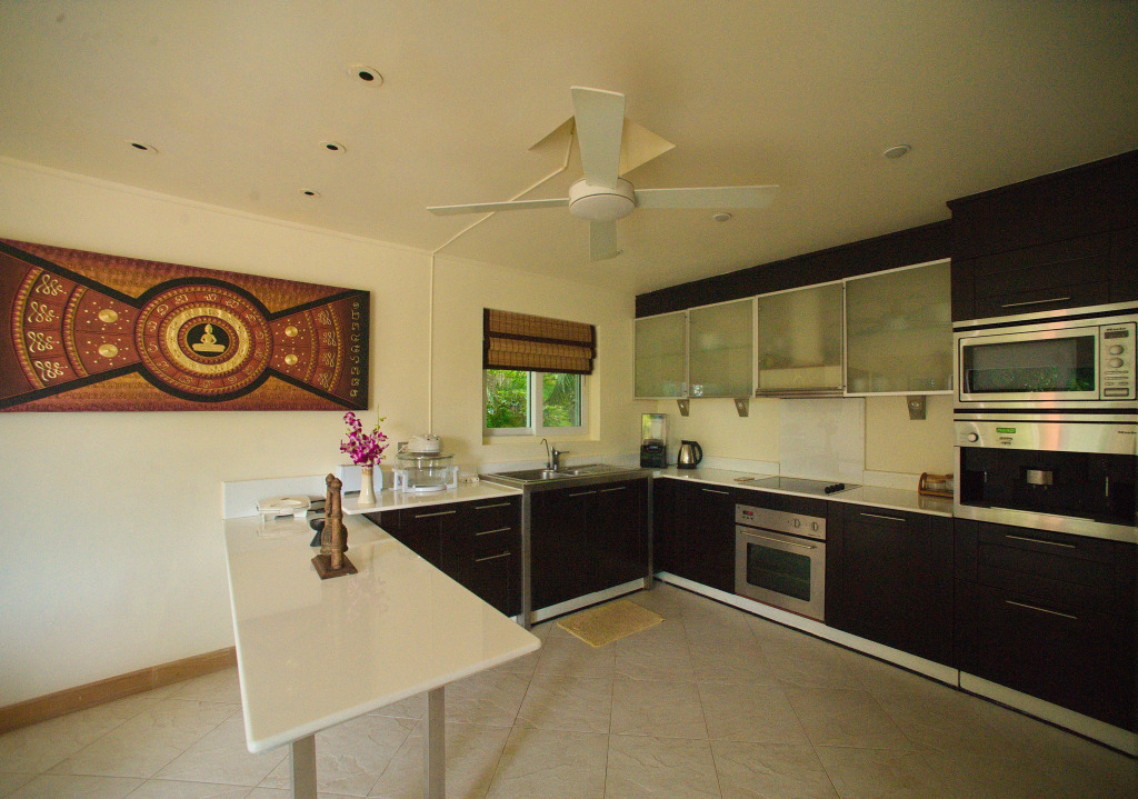 Beachfront Art Villa Samui