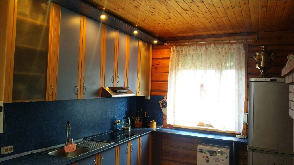 Частный дом Уютный с камином в Карелии на острове