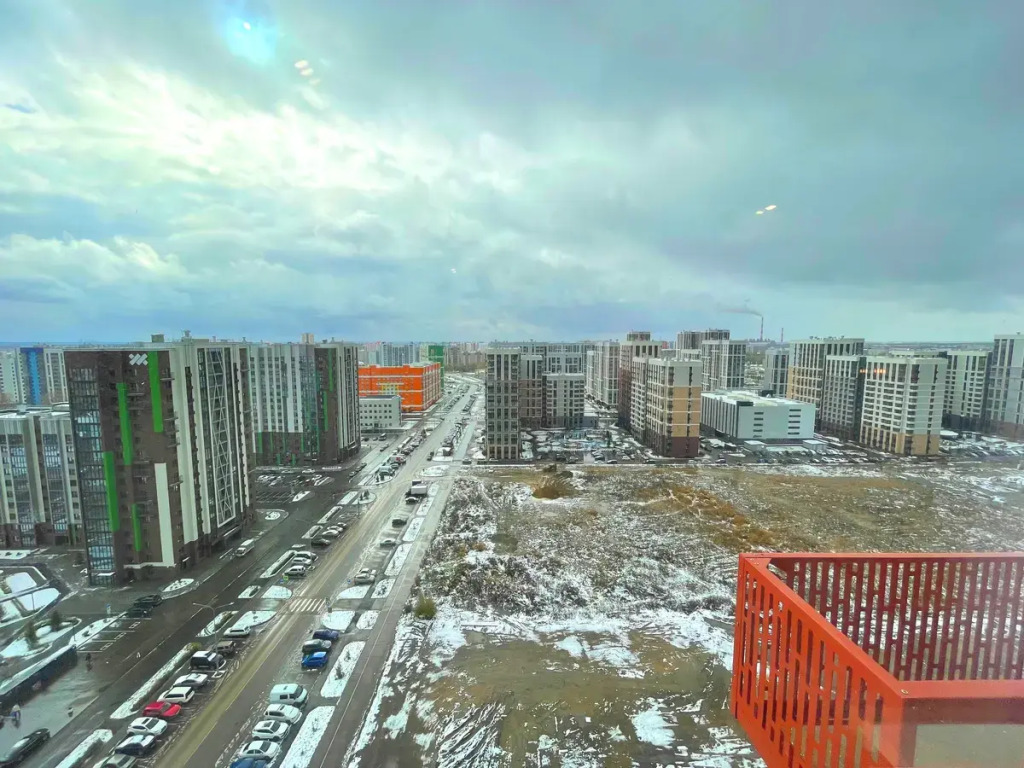 Квартира 1Ком Посуточно с Витражным Окном и Видами на Город