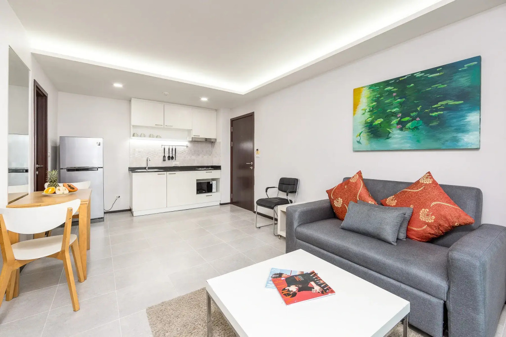 Апартаменты Suite weh bright and modern 1 br aparts