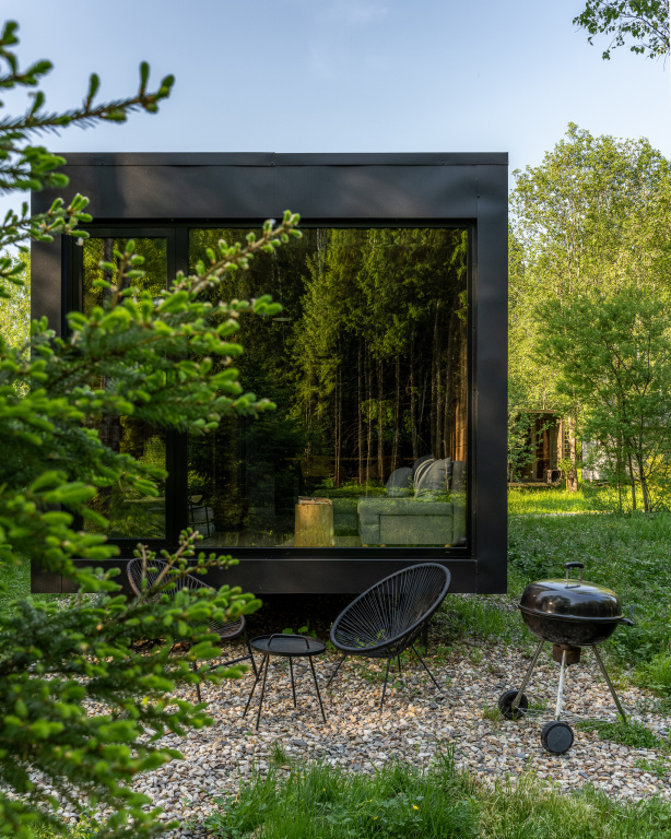 Частный дом Forest Cabin