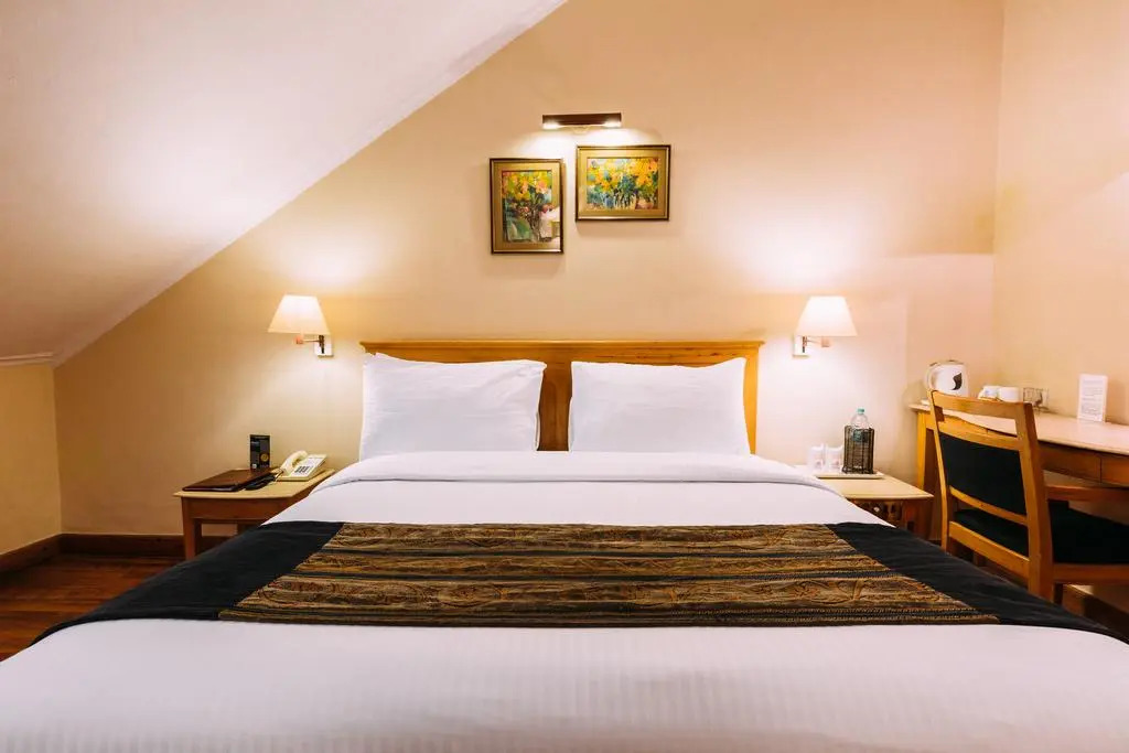 Hotel Willow Banks, Mall Road Shimla