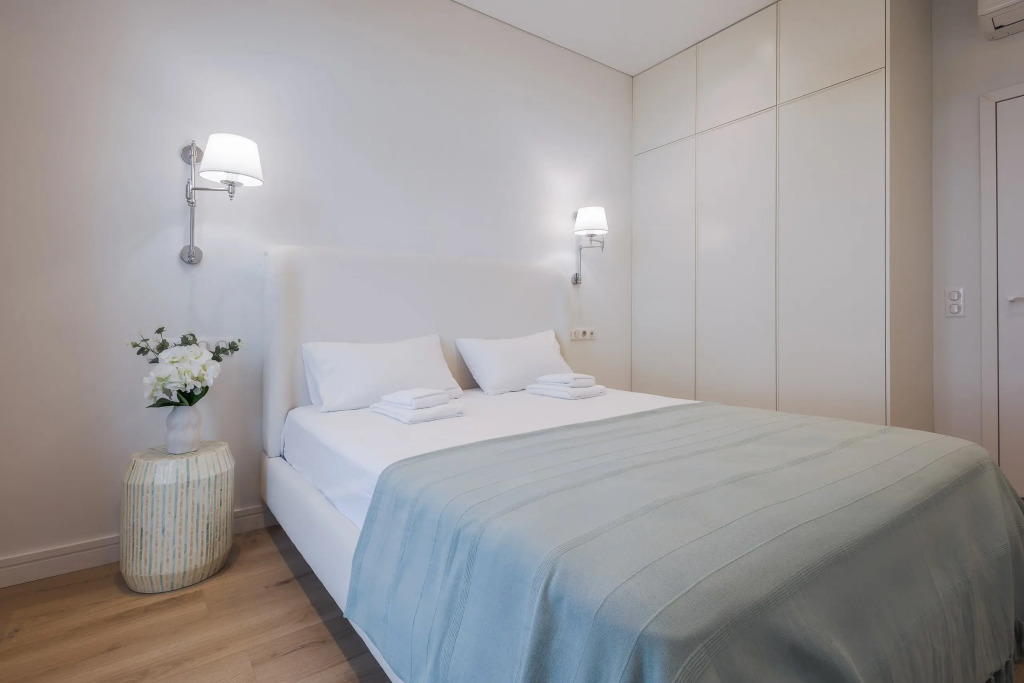 Апартаменты Люкс с Балконом и Видом на Море 12 этаж Покровский Парк Apartamore