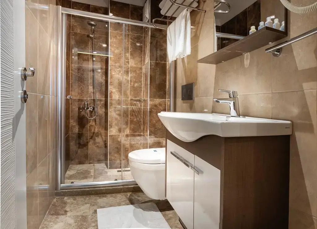 Отель Vitabella Suites