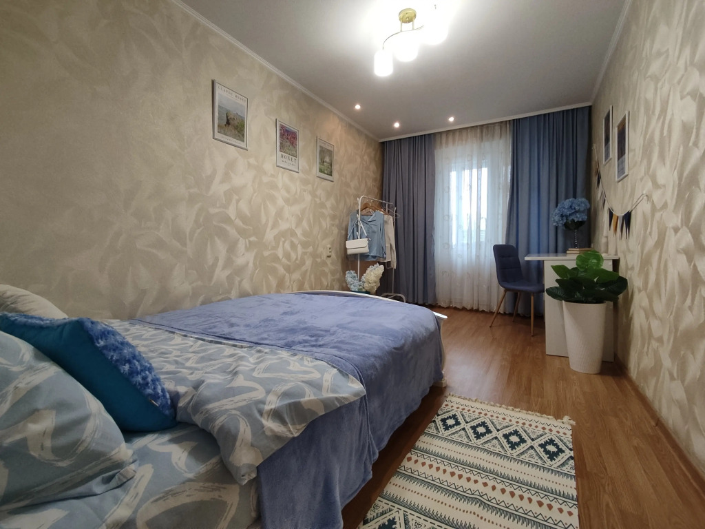 Квартира на улице Пирогова 20/8
