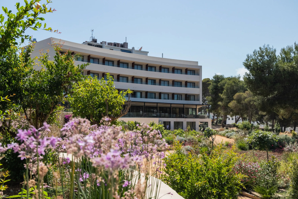 Отель SERAWA Moraira