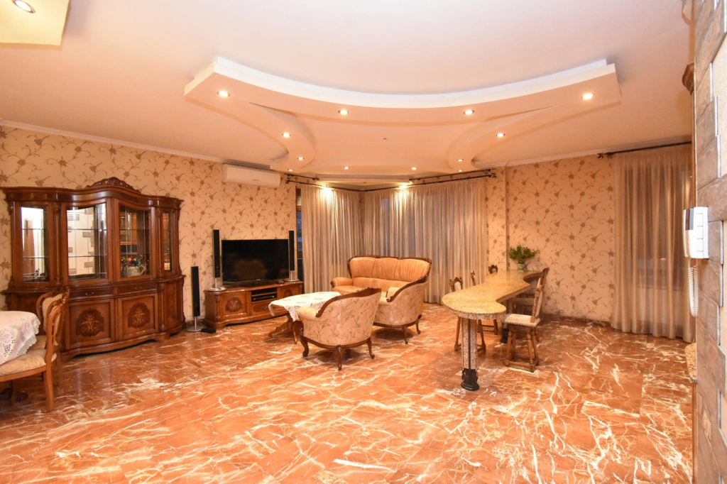 Апартаменты RentInnYerevan 1 Mher Mkrtchyan Street