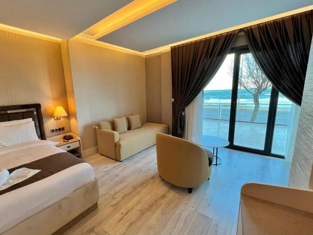MQ Hotel Suites & SPA