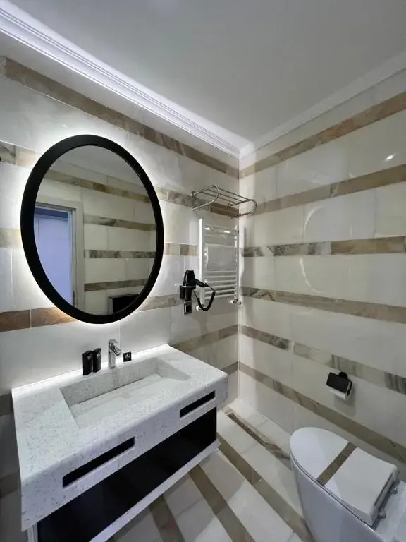 MQ Hotel Suites & SPA