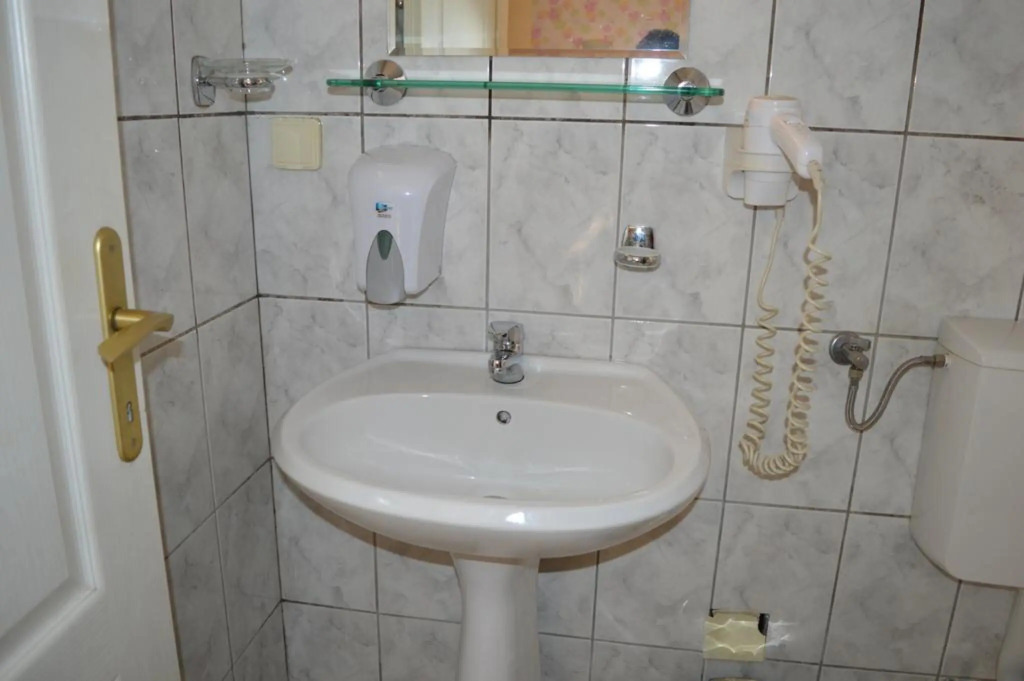 Vip Hotel