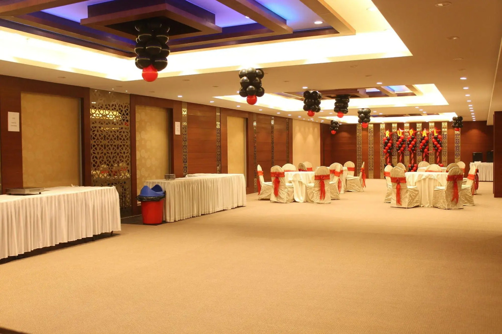The Byke Suraj Plaza Pure Veg, Thane