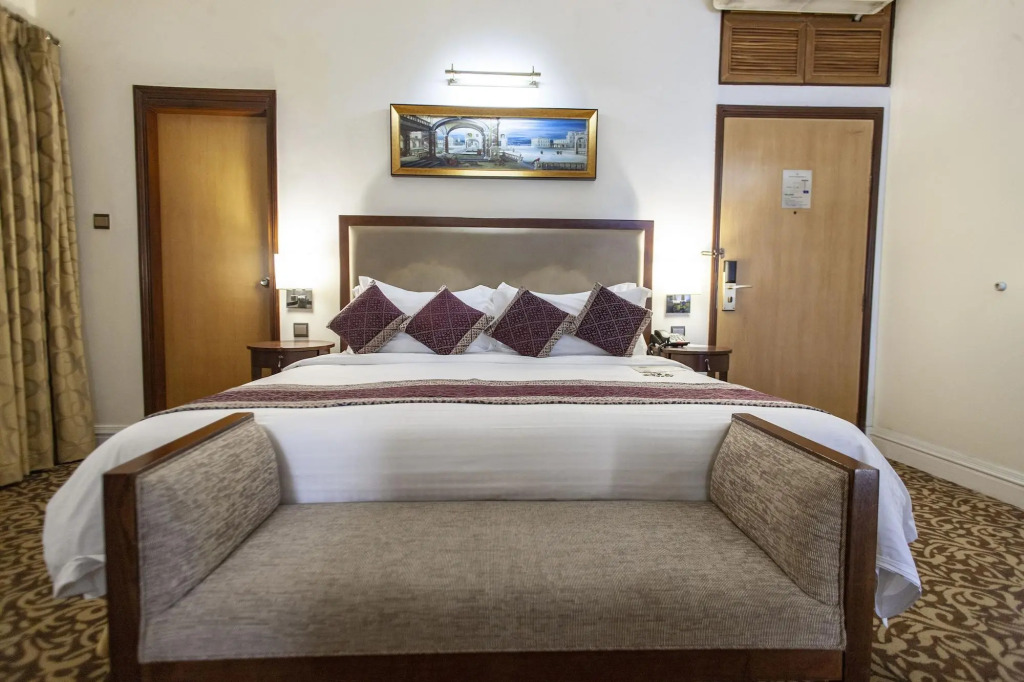 Royal Park Residence Hotel