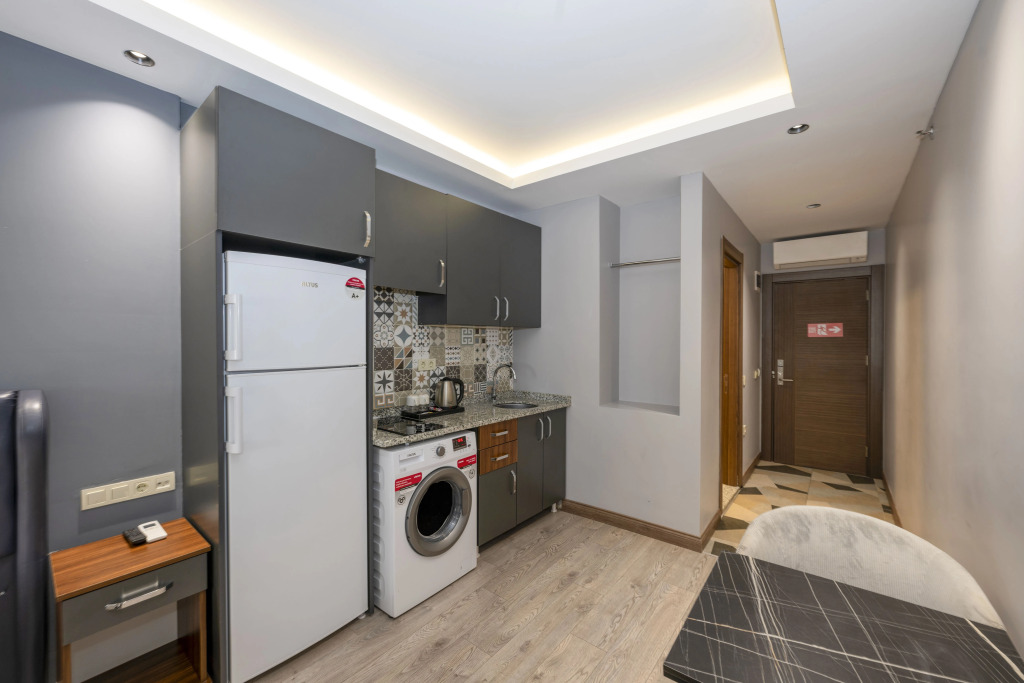 Отель Comfort Suites
