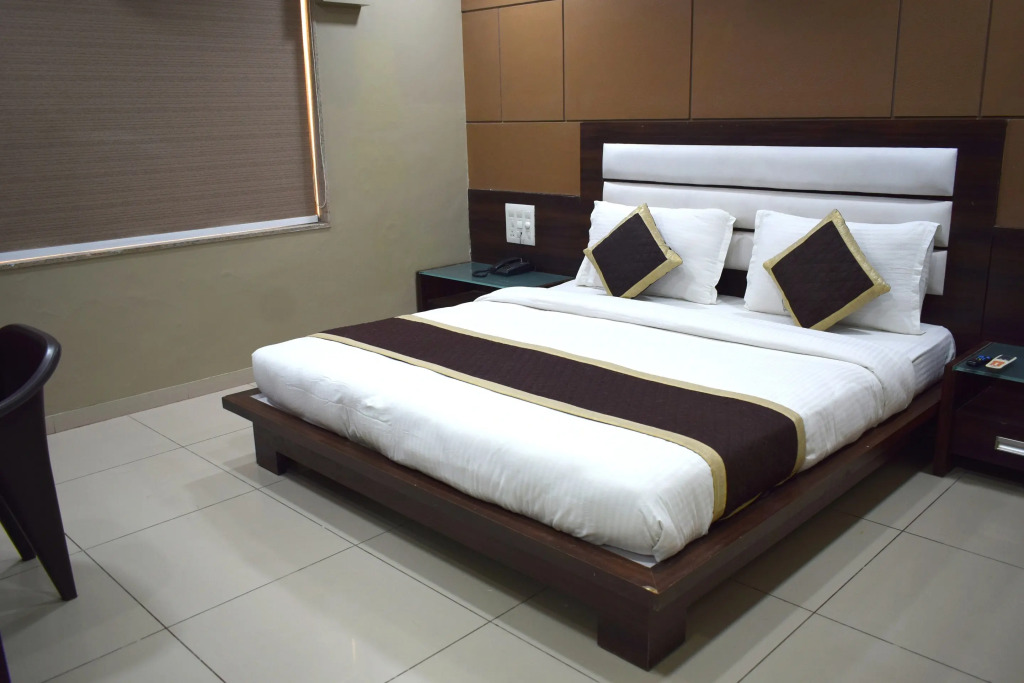 Отель Krishna Inn