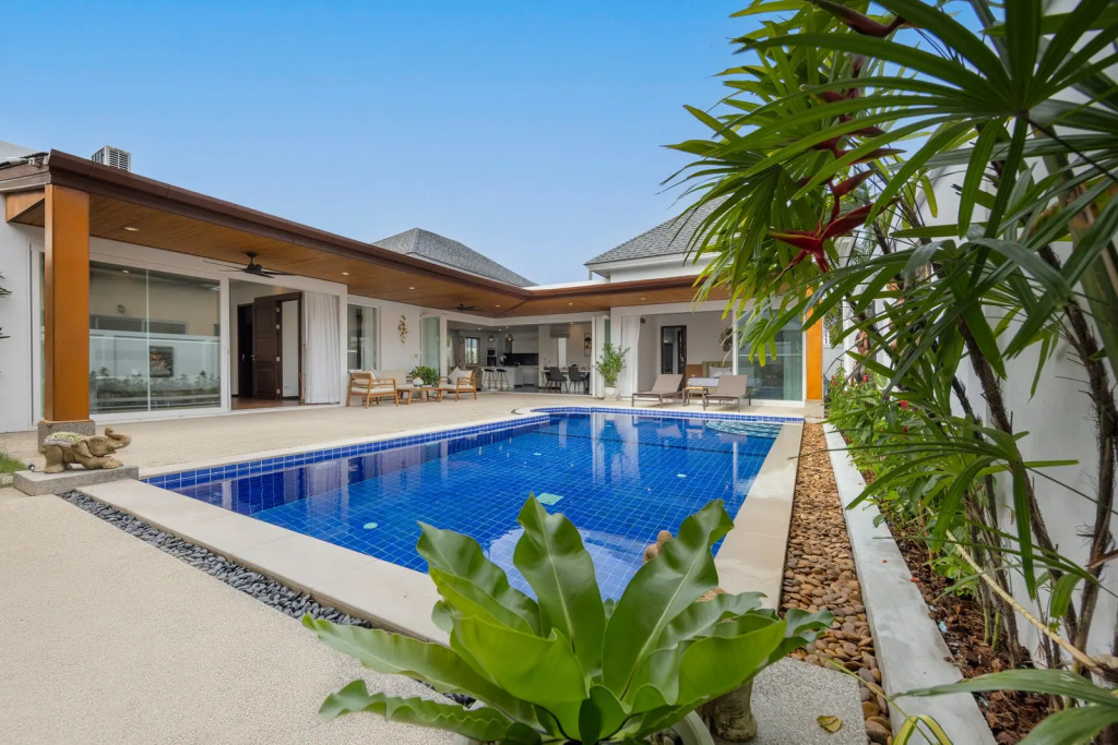 Villa Hemi 2BR Modern Thai Style with Private Pool