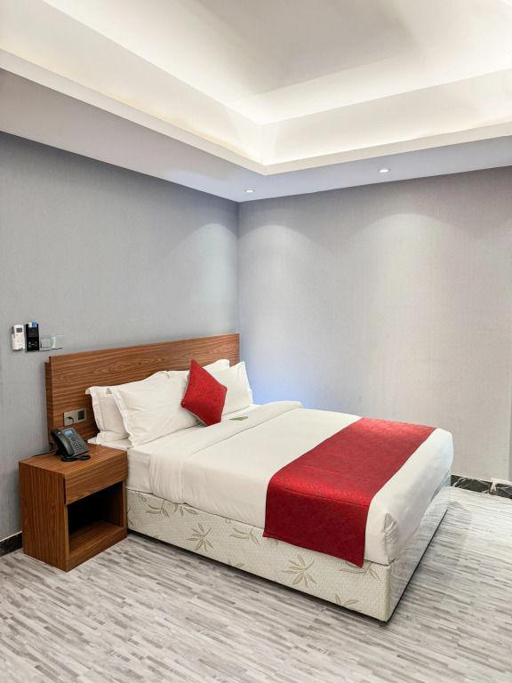 Отель Omni Residency Baridhara