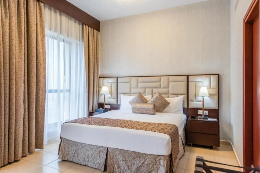 Suha JBR