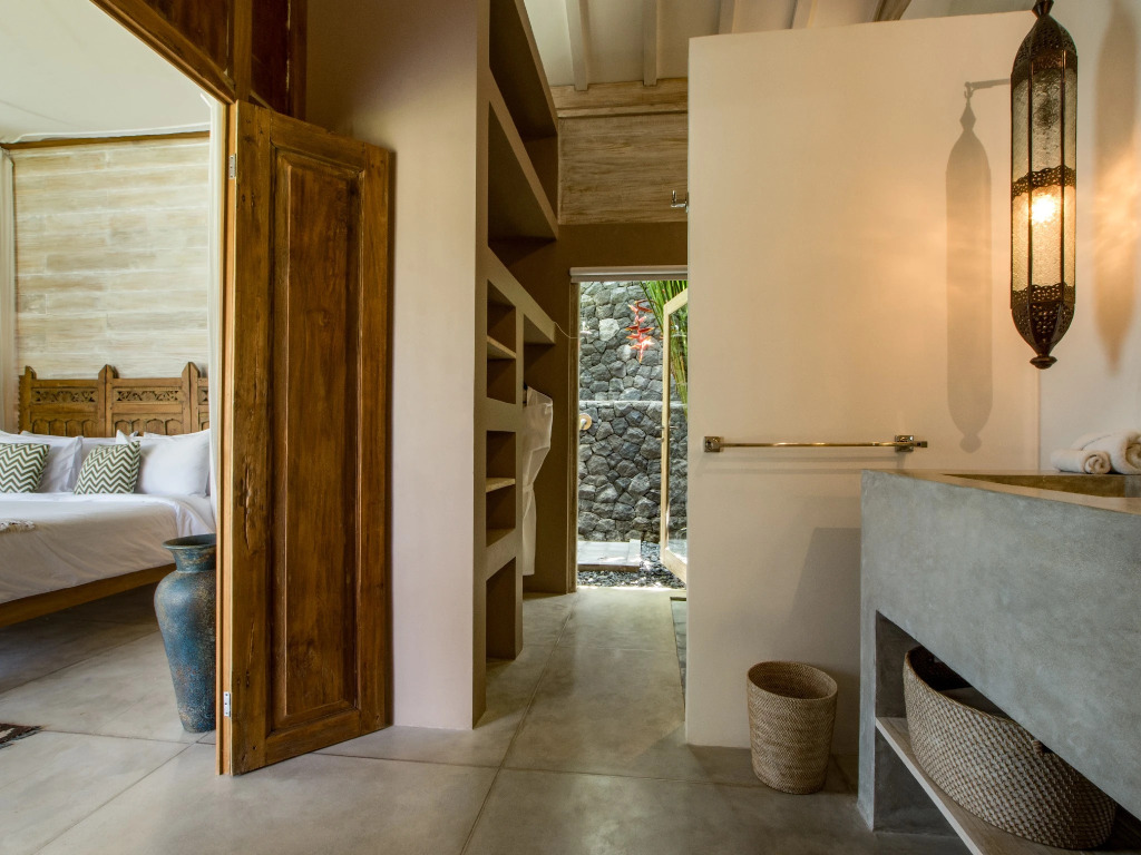 Mannao Estate by Villa Finder