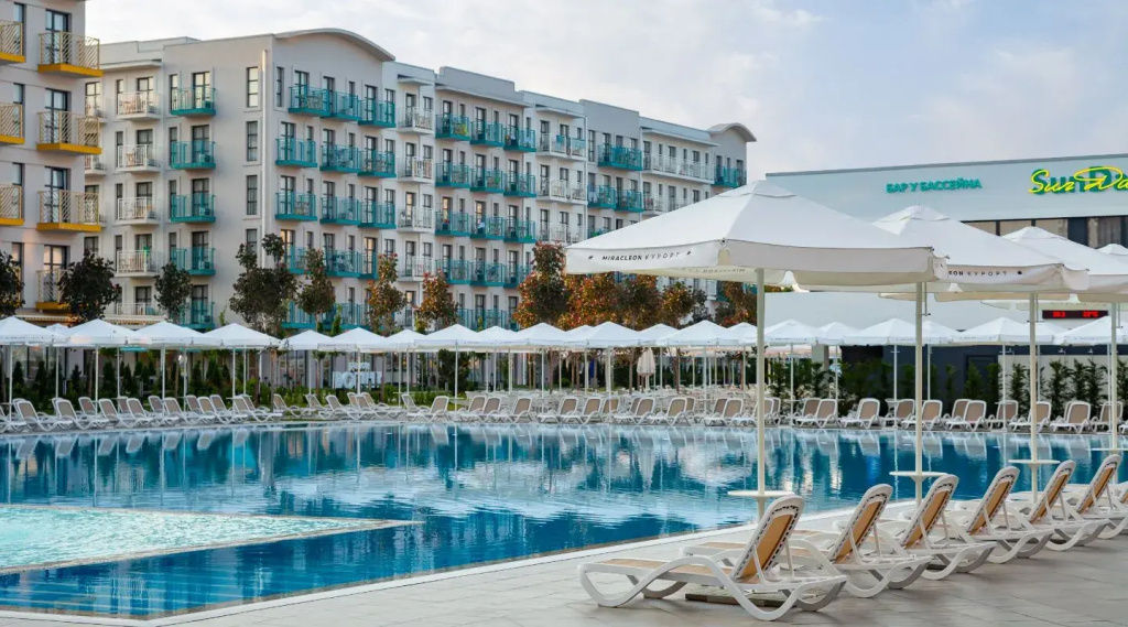 Отель Miracleon Город Mira Family Resort & SPA Anapa 5*