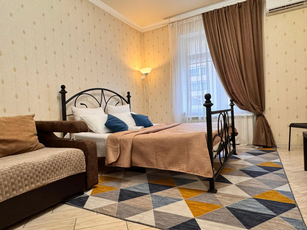 Квартира Толстого 180б 1 Этаж