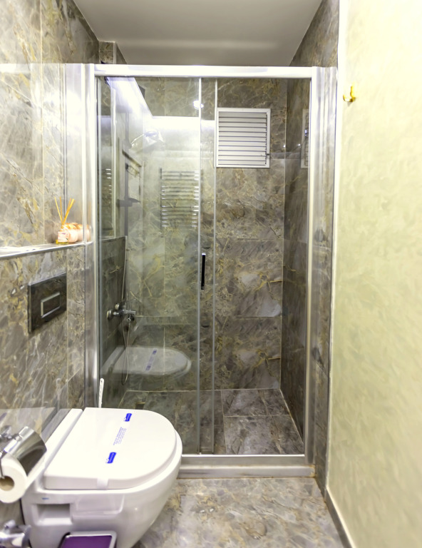 Отель Loren Hotel & Suites