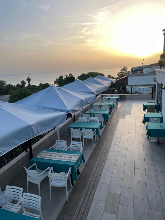 Beachway Hotel