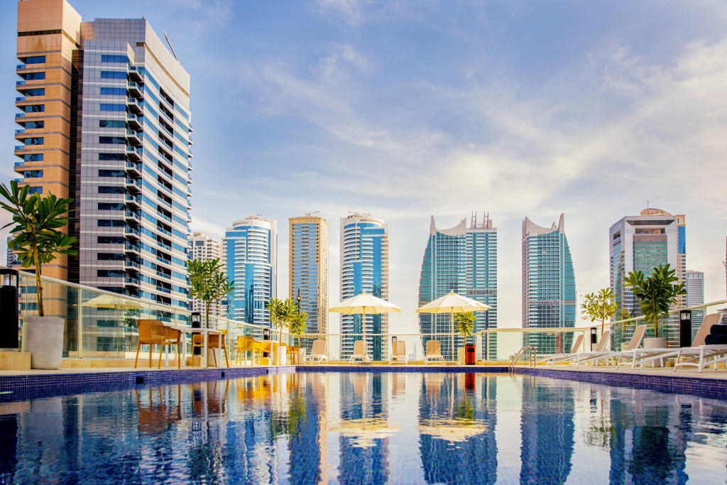 Отель Regency Luxury Suites Dubai Marina